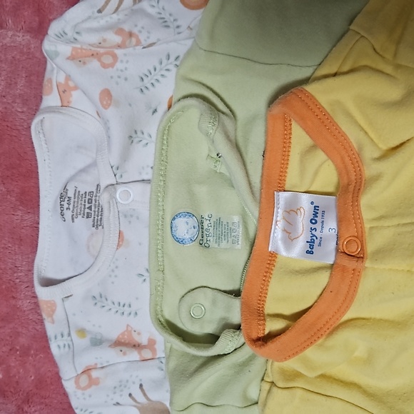 Bundle of 3 Unisex 3 Month Onesies - Picture 11 of 11